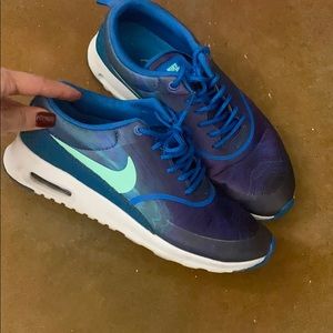 Nike sport shoes